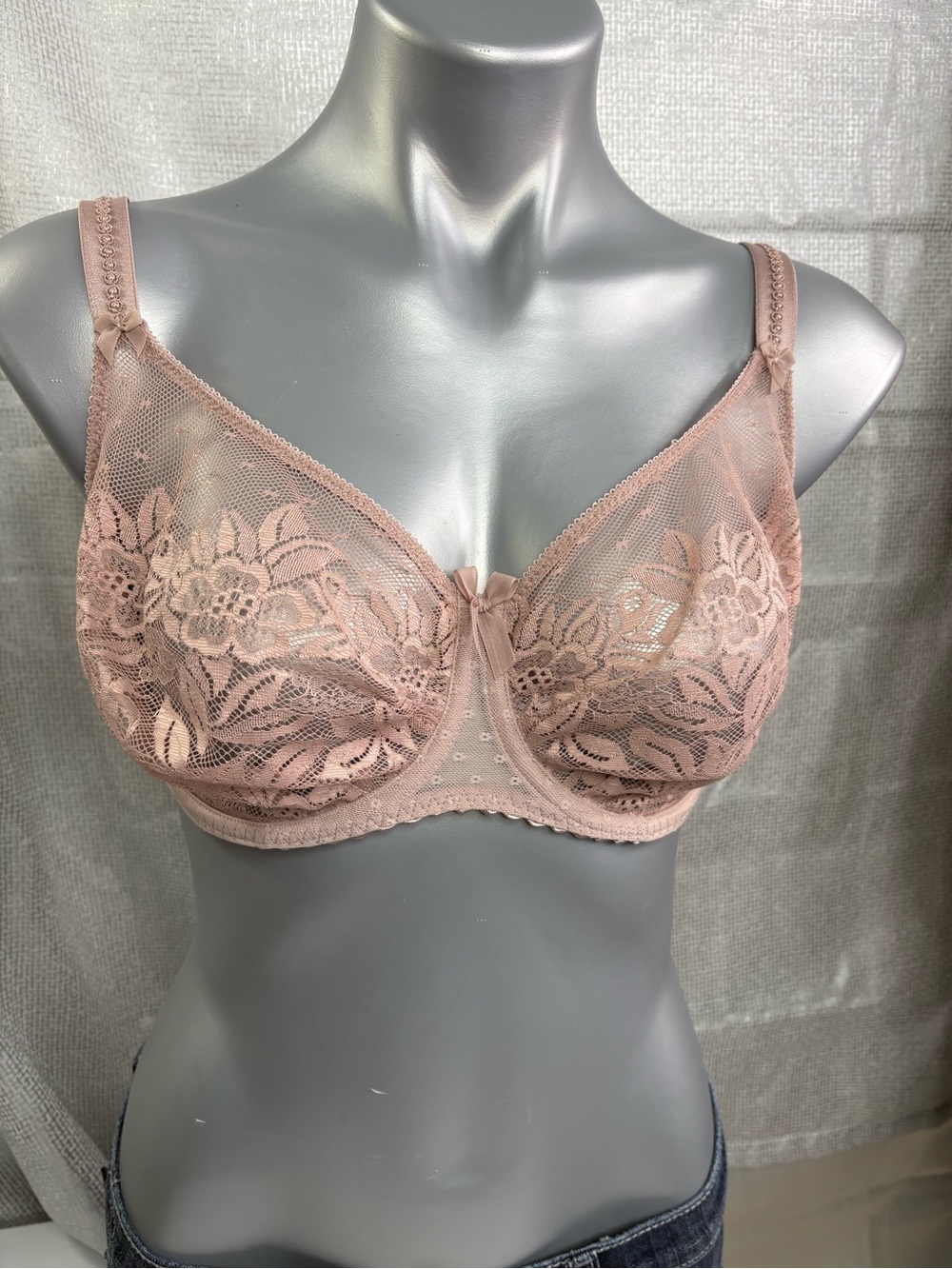 Prima Donna Sheer Lace Underwire Bra in Blush Pink Size 32G